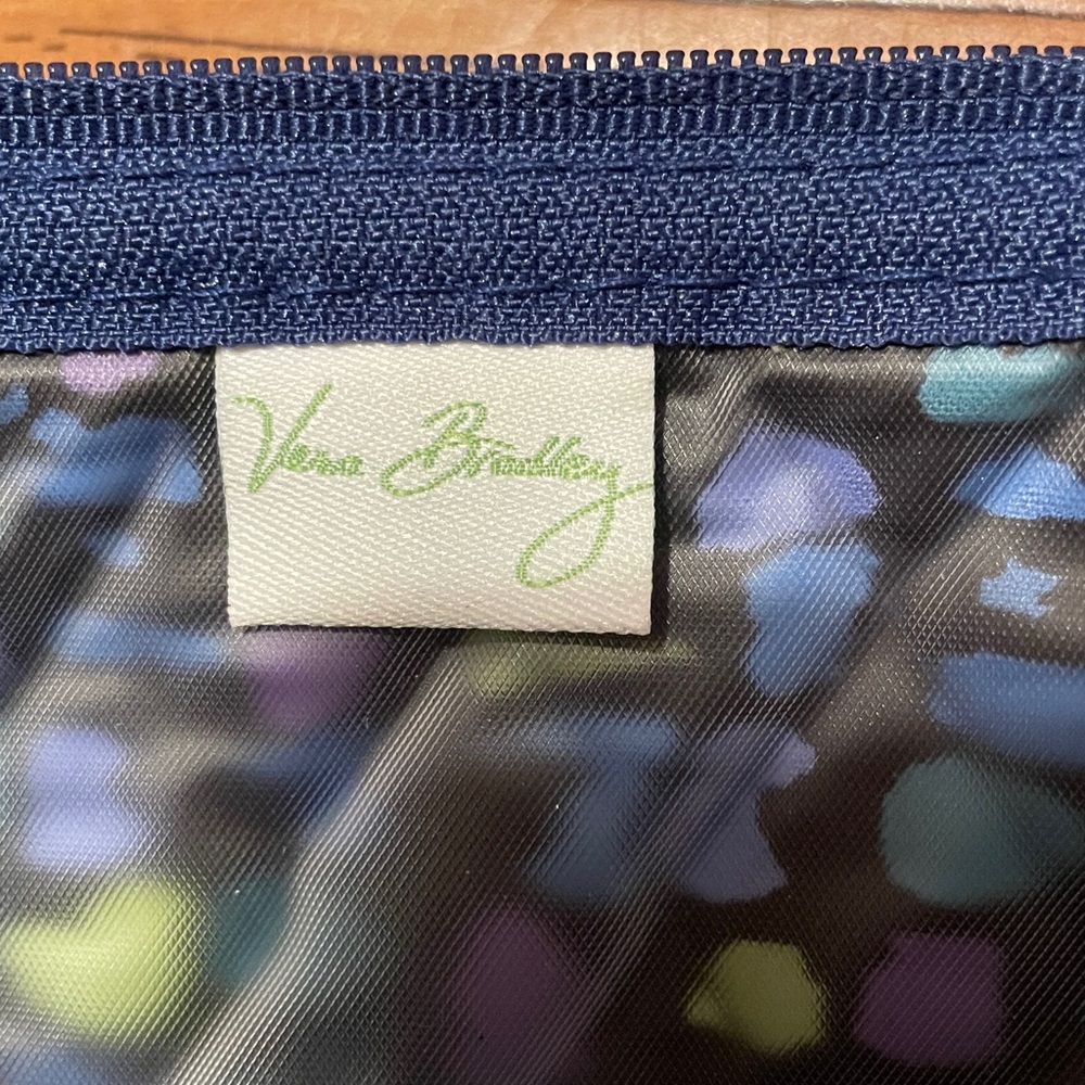 Vera Bradley Indigo Pop Blue Flowers Large Waterproof Cosmetic Travel Zip Bag - Picture 5 of 7